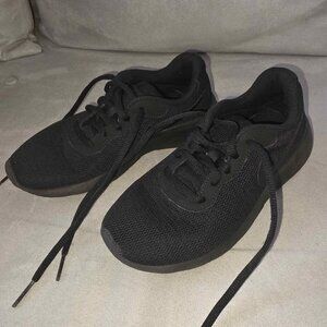 Nike Tanjun Black Shoes Sneakers Youth 3Y EUR35